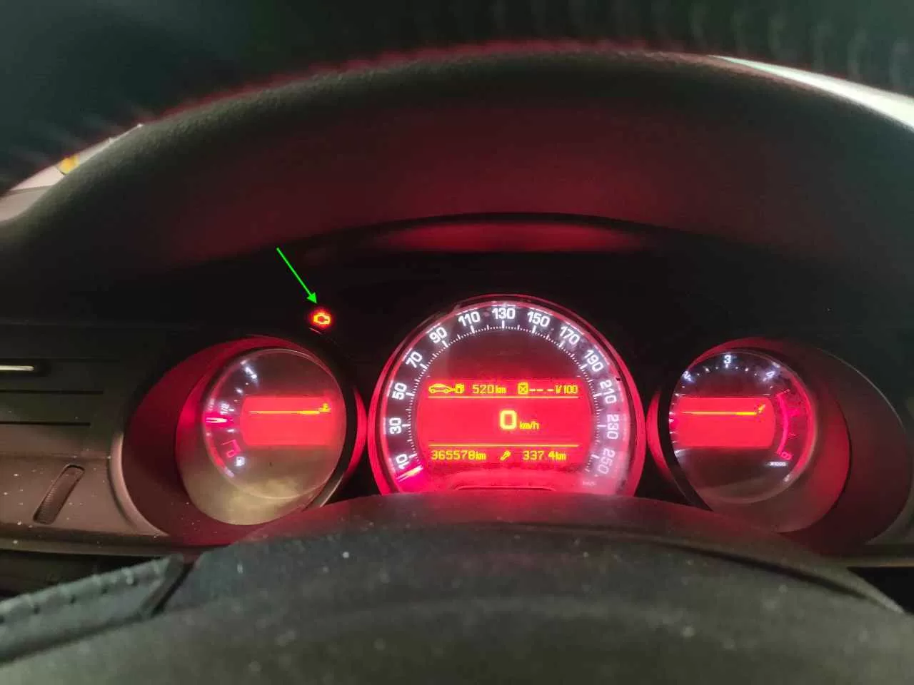32. Luz De Advertencia Del Motor Encendida