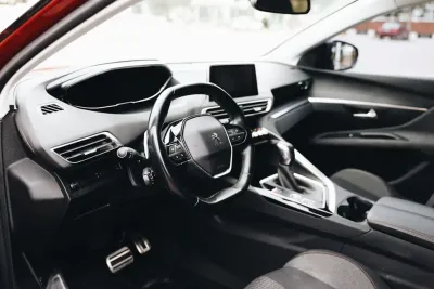 Testigos del Peugeot 308 2022: significado, causas y soluciones