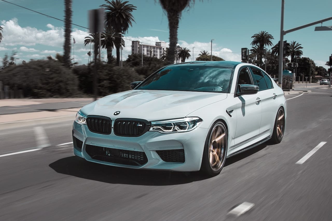 Testigos del cuadro BMW Serie 1 2022: significado, causas y soluciones