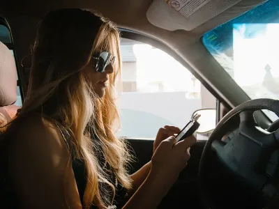 10 consejos clave para garantizar la seguridad de los conductores adolescentes