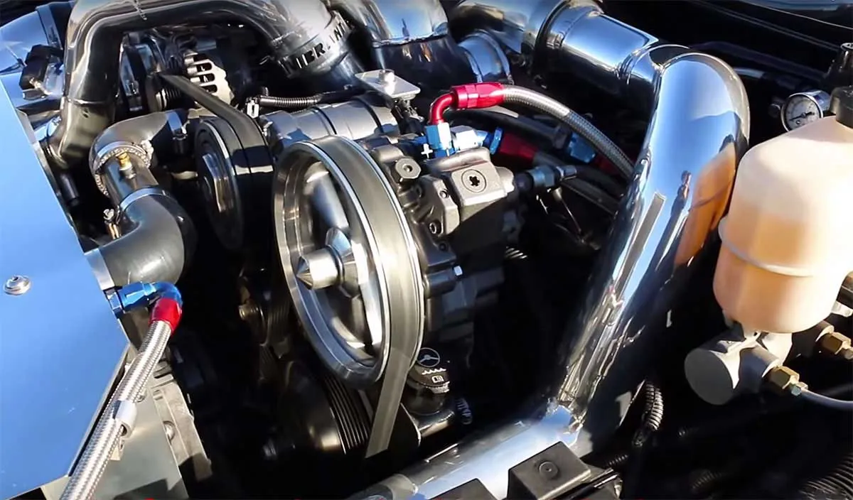 Camioneta Chevy Duramax: Descubre por qué sus tres turbos la hacen una verdadera máquina poderosa