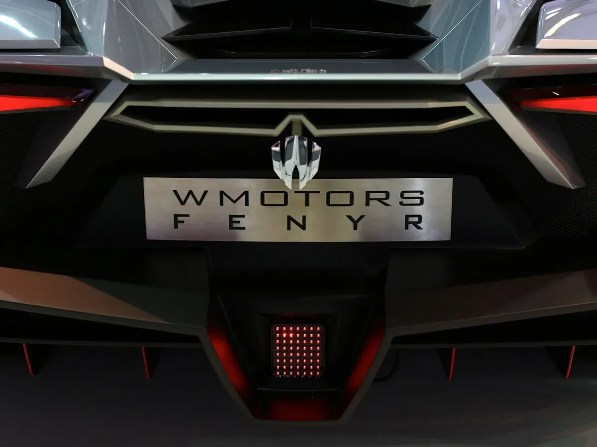 Fenyr SuperSport de W Motors