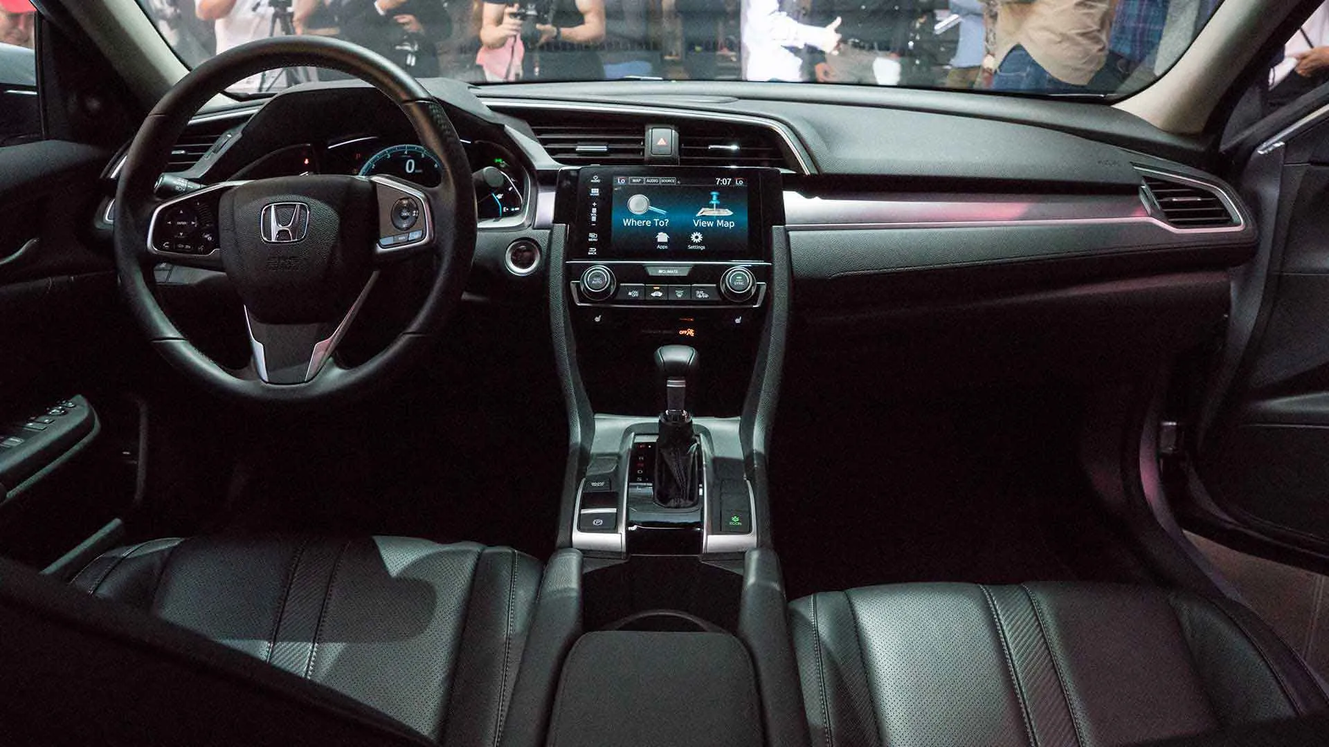 Descubre la innovación que convierte al Honda Civic en un auto emocionante