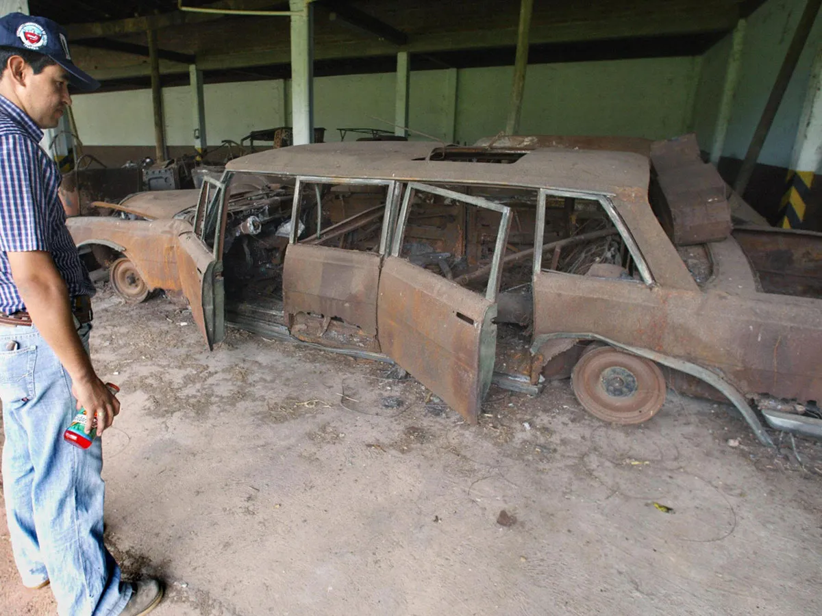 Los lujosos y exclusivos autos de la impresionante colección de Pablo Escobar