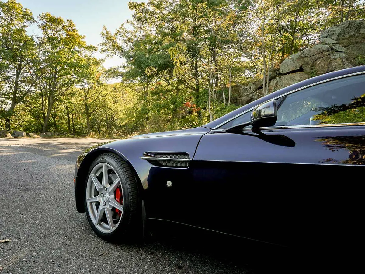 Aston Martin V8 Vantage