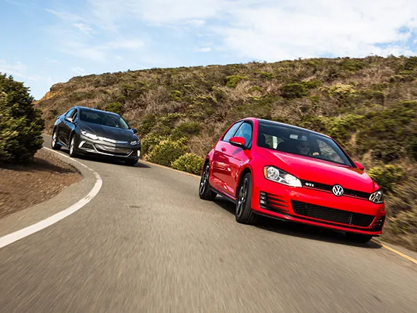 Comparativa: Chevrolet Volt vs. Volkswagen GTI ¿Cuál es mejor?