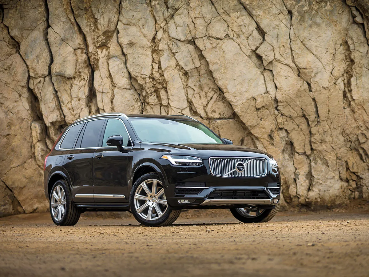Descubre por qué el Volvo XC90 es el epítome de la seguridad y el estilo en la carretera